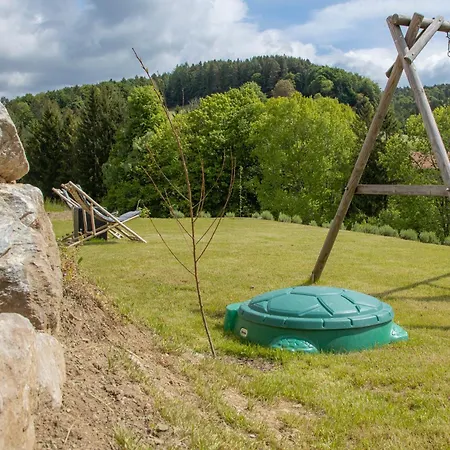 Sonniges In Mit Eigenem Garten Und Weitblick Lejlighed