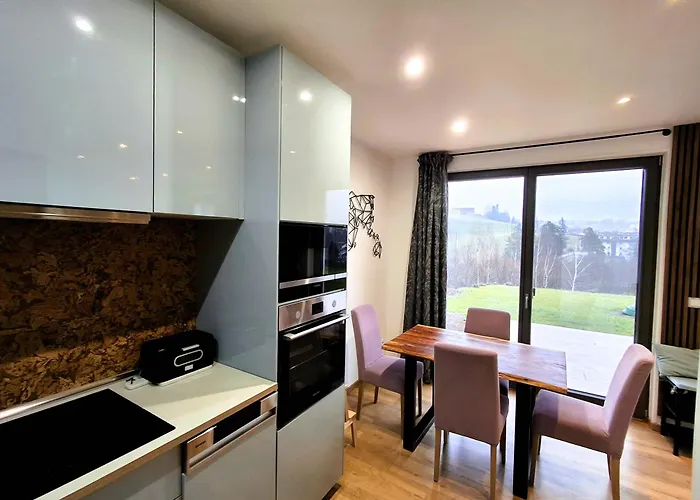 Sonniges In Mit Eigenem Garten Und Weitblick Apartament