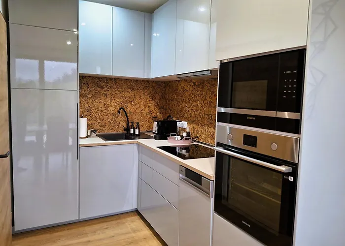 Sonniges In Mit Eigenem Garten Und Weitblick