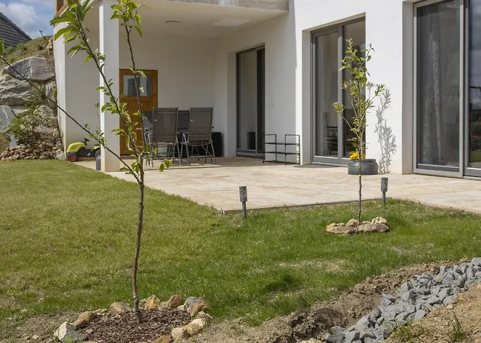 Sonniges In Mit Eigenem Garten Und Weitblick Semriach